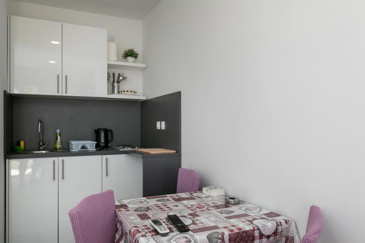 Apartments Karol & Mara Млини Экстерьер фото